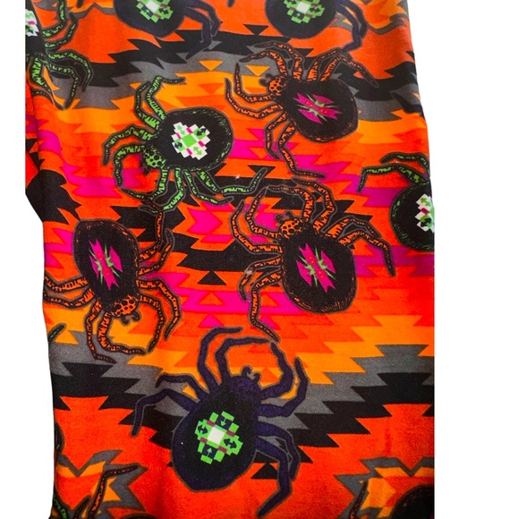Lularoe TC2 Spider Halloween leggings! New in pkg! From Og‎ designer Patrick! - Picture 2 of 6